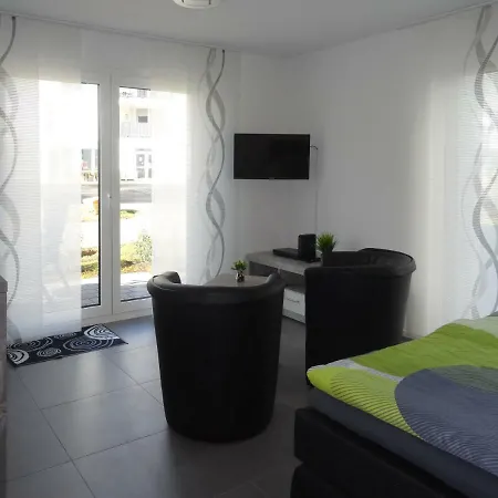 アパート Ferienapartment Im Augustinus Park トリーア